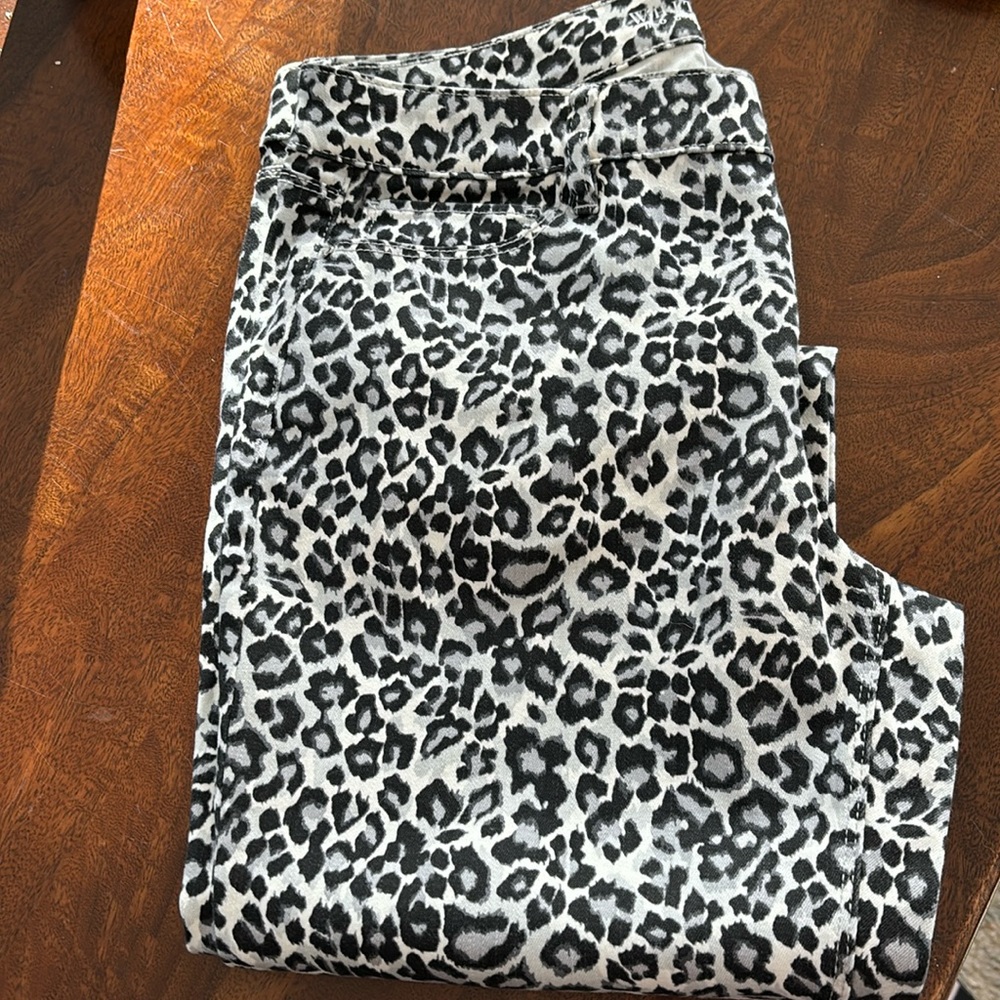 WHBM leopard print pants